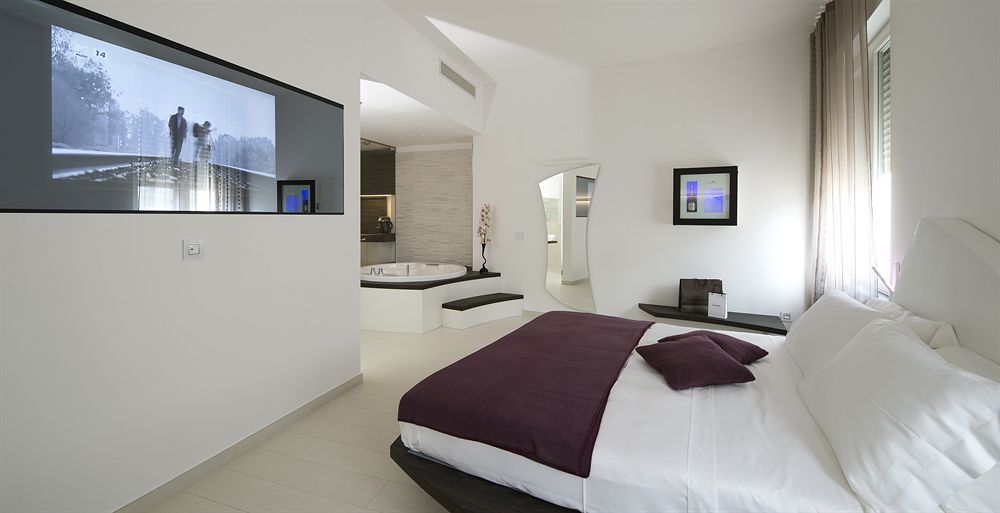 Duomo Inn Milaan Buitenkant foto