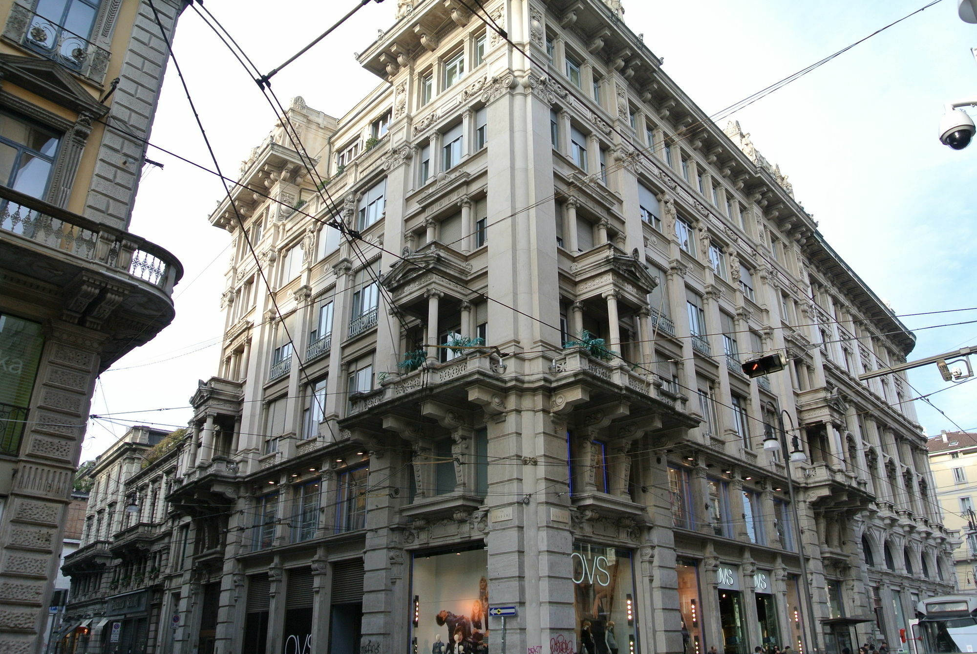 Duomo Inn Milaan Buitenkant foto